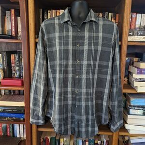𝅺DKNY slim fit grey plaid button down 16.5/34/35